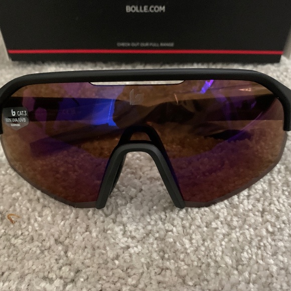 Bolle Lightshifter Cycling / Sport Sunglasses - Picture 1 of 3